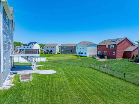1407 Ironwood Court Carver MN 55315