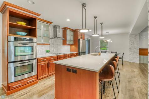 97 19 Avenue N Fargo ND 58102