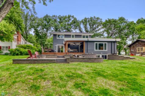 97 19 Avenue N Fargo ND 58102