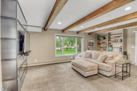97 19 Avenue N Fargo ND 58102