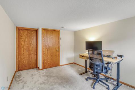 97 19 Avenue N Fargo ND 58102