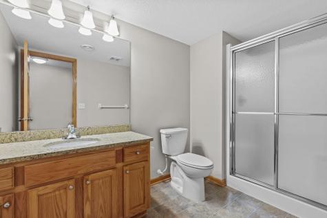 551 Holly Lane N Oakdale MN 55128