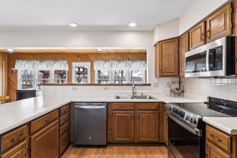 48937 N Shore Road Waterville MN 56096