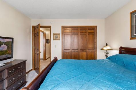 48937 N Shore Road Waterville MN 56096