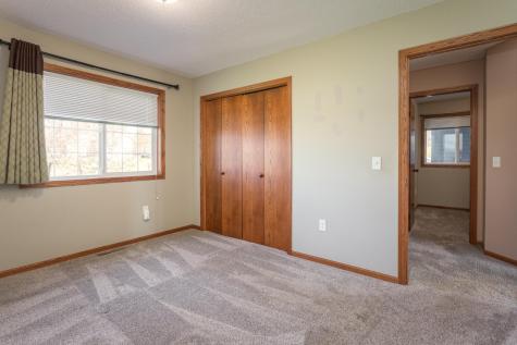 1803 Jasmine Drive Alexandria MN 56308