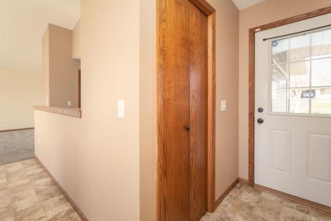 1803 Jasmine Drive Alexandria MN 56308