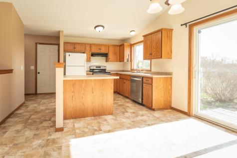 1803 Jasmine Drive Alexandria MN 56308