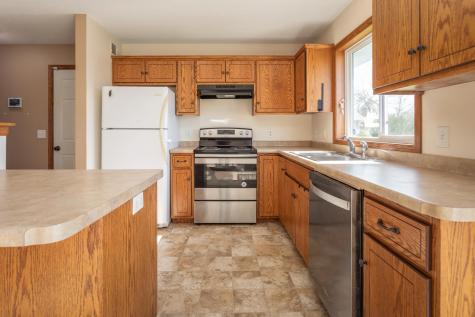 1803 Jasmine Drive Alexandria MN 56308