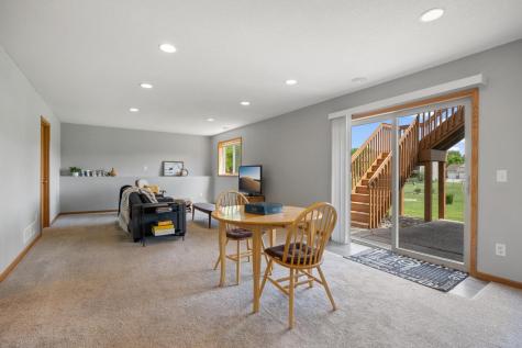 831 Beech Lane S Annandale MN 55302