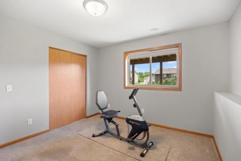 831 Beech Lane S Annandale MN 55302