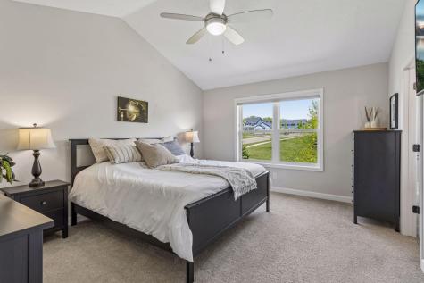 19702 Henning Avenue Lakeville MN 55044