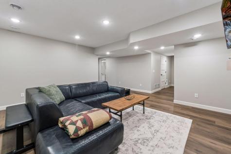 19702 Henning Avenue Lakeville MN 55044