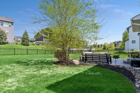 19702 Henning Avenue Lakeville MN 55044