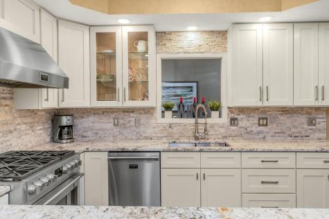 1900 Victoria Road S Mendota Heights MN 55118