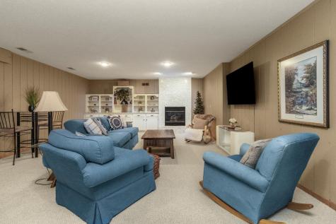 1900 Victoria Road S Mendota Heights MN 55118