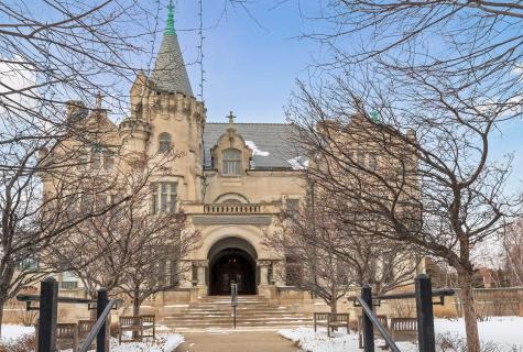 111 E Franklin Avenue Minneapolis MN 55404
