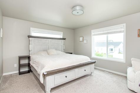 5752 58th Street S Fargo ND 58104