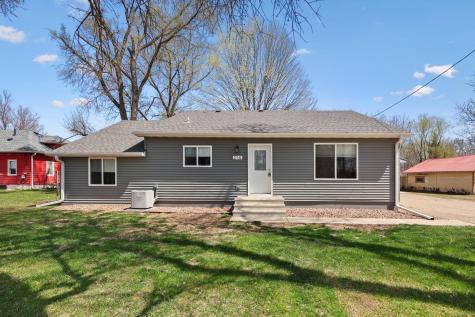 216 N Casey Street Darwin MN 55324