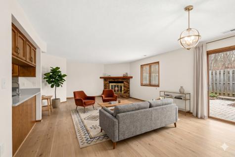 4185 Hilltop Point Eagan MN 55123