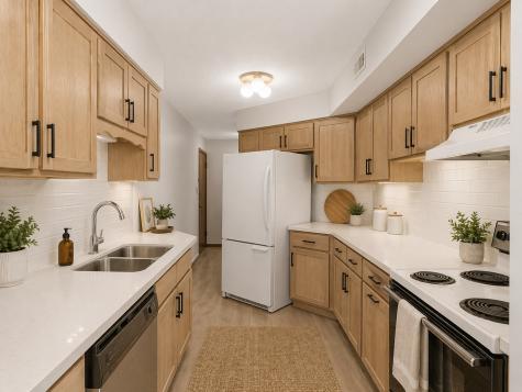 4185 Hilltop Point Eagan MN 55123