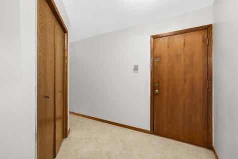 4185 Hilltop Point Eagan MN 55123