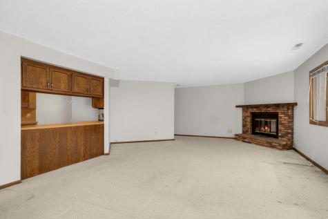 4185 Hilltop Point Eagan MN 55123
