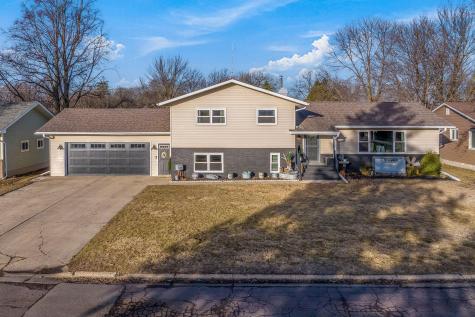 311 N Manyaska Street Sherburn MN 56171