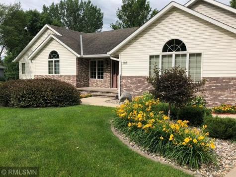 105 Hennepin Avenue N Glencoe MN 55336