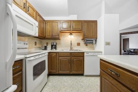 3305 15th Avenue S Fargo ND 58103