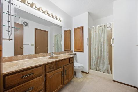 3305 15th Avenue S Fargo ND 58103