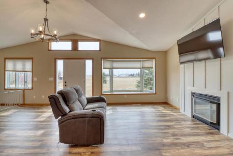 655 Christensen Court Mapleton ND 58059