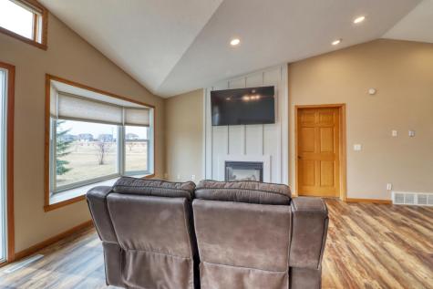 655 Christensen Court Mapleton ND 58059