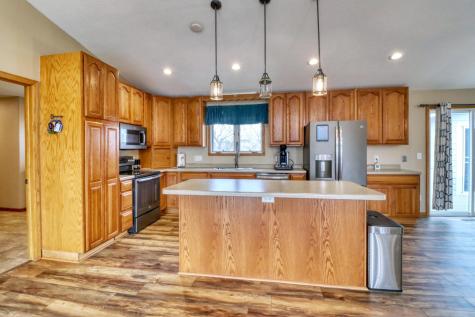 655 Christensen Court Mapleton ND 58059
