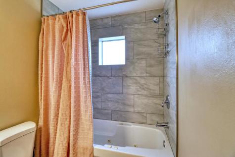 655 Christensen Court Mapleton ND 58059