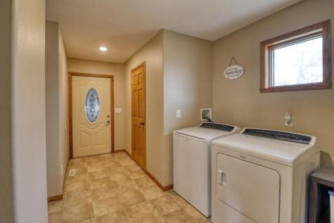 655 Christensen Court Mapleton ND 58059