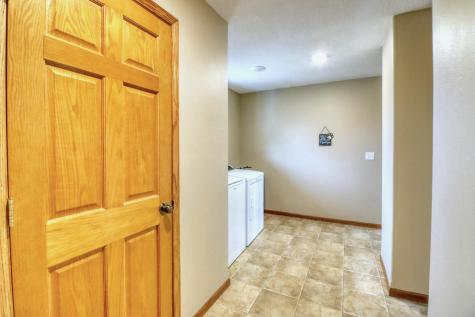 655 Christensen Court Mapleton ND 58059