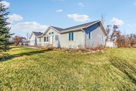 655 Christensen Court Mapleton ND 58059