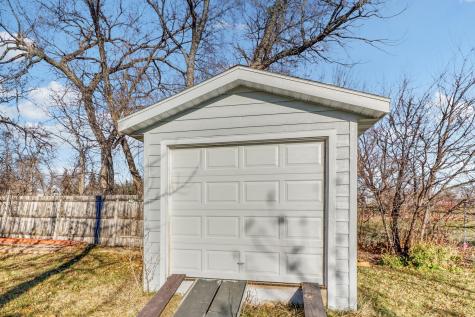 655 Christensen Court Mapleton ND 58059