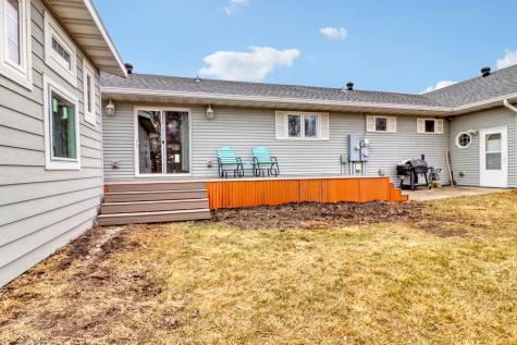 655 Christensen Court Mapleton ND 58059