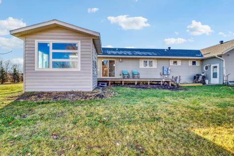 655 Christensen Court Mapleton ND 58059