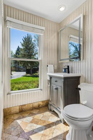 5404 Interlachen Boulevard Edina MN 55436