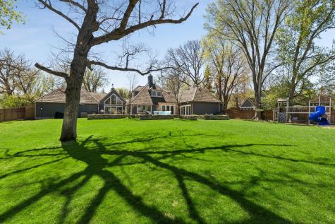 5404 Interlachen Boulevard Edina MN 55436