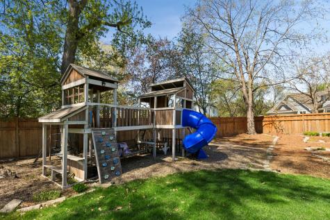 5404 Interlachen Boulevard Edina MN 55436