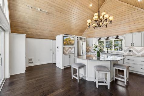 5404 Interlachen Boulevard Edina MN 55436