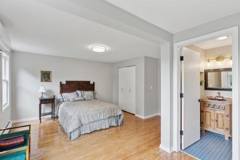 900 E River Terrace Minneapolis MN 55414