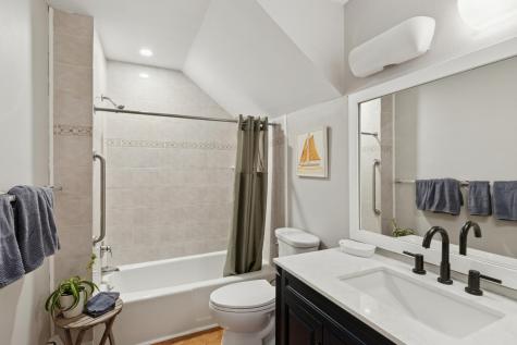 900 E River Terrace Minneapolis MN 55414