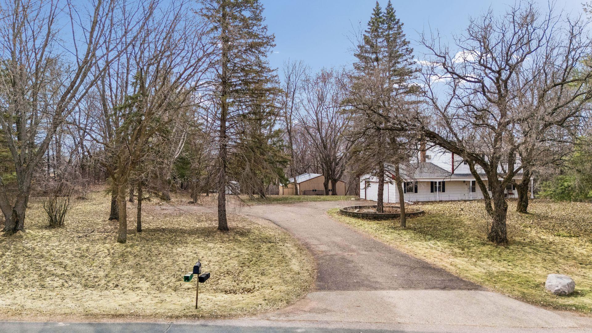 6325 Wood Hill Lane Maple Plain MN 55359
