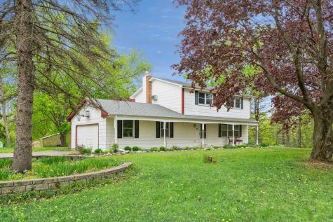 6325 Wood Hill Lane Maple Plain MN 55359