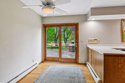 6325 Wood Hill Lane Maple Plain MN 55359