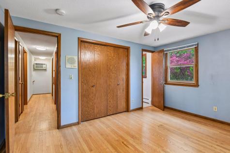 6325 Wood Hill Lane Maple Plain MN 55359